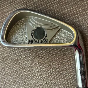 5 iron Hogan golf club
